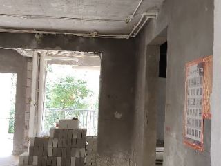 强、弱电路穿线施作