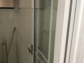 成品门及墙纸铺贴