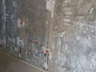 强、弱电路穿线施作