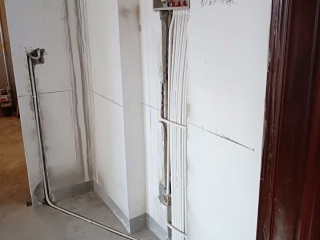 水电线管开槽施工