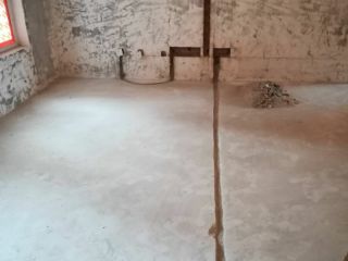 水、电管开槽施作