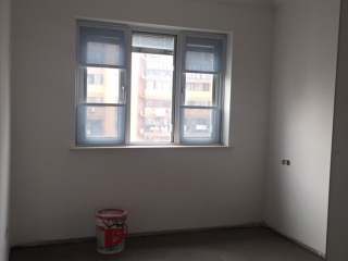 墙、顶面乳胶漆