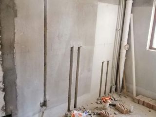 水、电管开槽施作