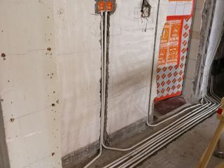 强、弱电路穿线施作