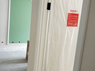 成品门及墙纸铺贴