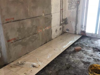 地砖铺贴及地面找平施作