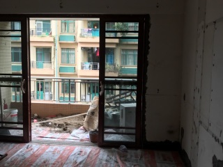 成品门及墙纸铺贴