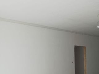 墙、顶面腻子批嵌