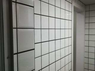 厨房、卫生间墙砖施作