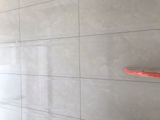 厨房、卫生间墙砖施作