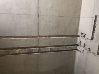 水、电管开槽施作