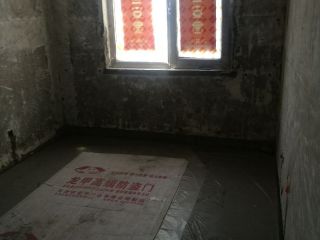 地砖铺贴及地面找平施作