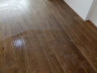 木地板铺设