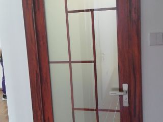 成品门及墙纸铺贴