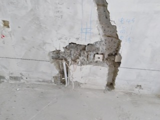 水、电管开槽施作