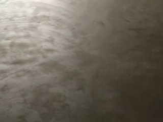 地砖铺贴及地面找平施作