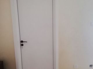 成品门及墙纸铺贴
