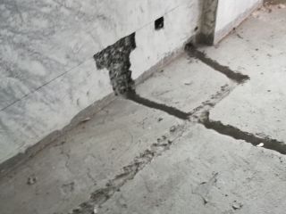 水、电管开槽施工