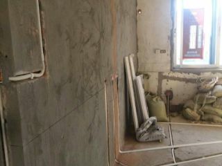 强、弱电布管穿线