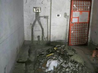 水、电管开槽施作