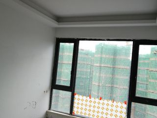 墙、顶面腻子批嵌