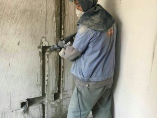 水、电管开槽施工