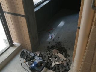 水、电管开槽施工