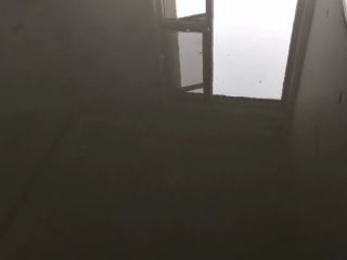 地砖铺贴及地面找平施作