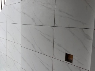 厨房、卫生间墙砖施作