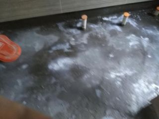 地砖铺贴及地面找平施作