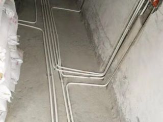 水、电管开槽施作