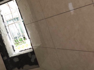 厨房、卫生间墙砖施作