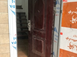 成品门及墙纸铺贴