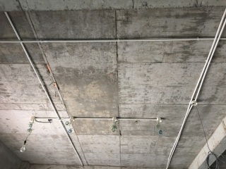 强、弱电路穿线施作
