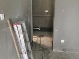 水、电管开槽施工