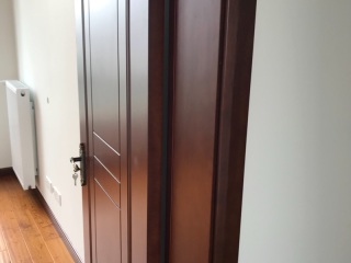 成品门及墙纸铺贴