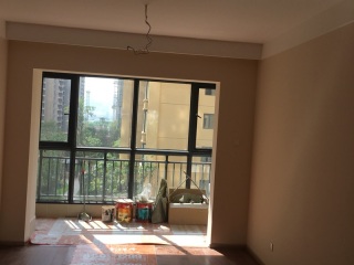 实木复合地板铺设