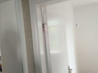 成品门及墙纸铺贴