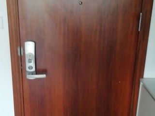 成品门及墙纸铺贴