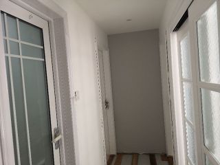 成品门及墙纸铺贴