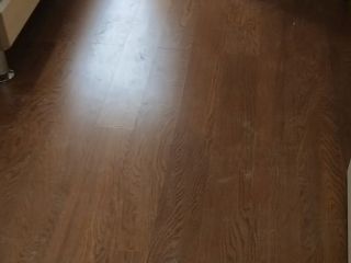 实木复合地板铺设