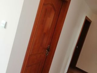 成品门及墙纸铺贴