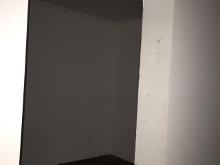 成品门及墙纸铺贴
