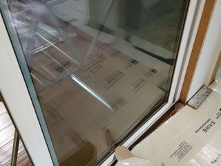 成品门及墙纸铺贴