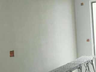 墙、顶面乳胶漆及墙纸铺贴
