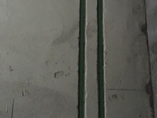 水、电管开槽施作