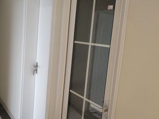 成品门及墙纸铺贴