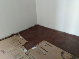 实木复合地板铺设