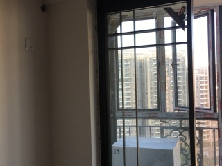 成品门及墙纸铺贴
