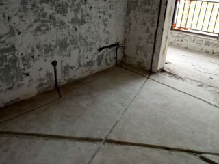 水、电管开槽施作